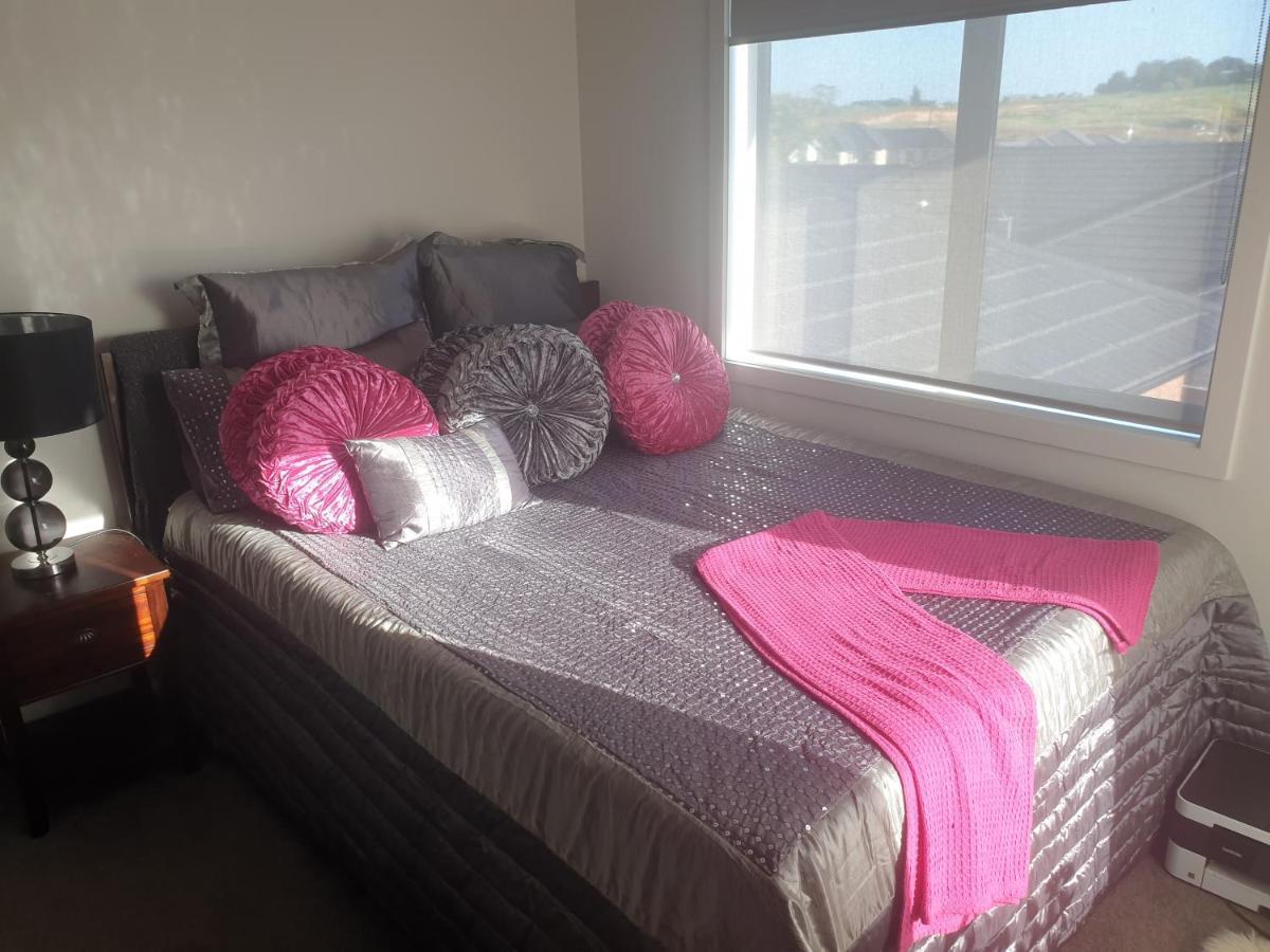 דירות המילטון Bed N Breakfast On Pear Tree Lane מראה חיצוני תמונה