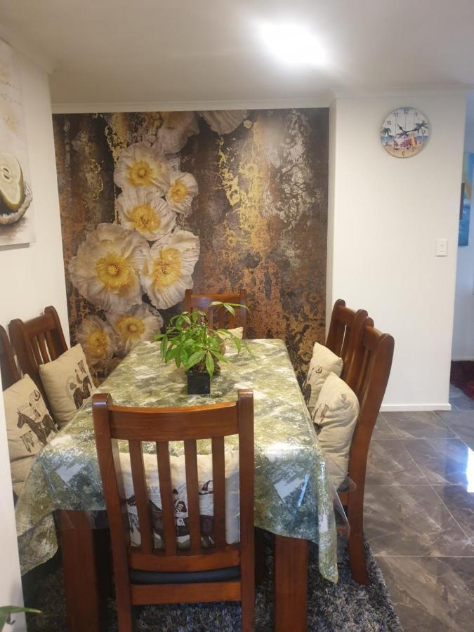 דירות המילטון Bed N Breakfast On Pear Tree Lane מראה חיצוני תמונה